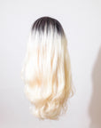 Sample Sale | Frosted Eclipse Blonde | Atelier Wig | 18"