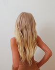 BEIGE VEIL HALO GLUELESS WIG