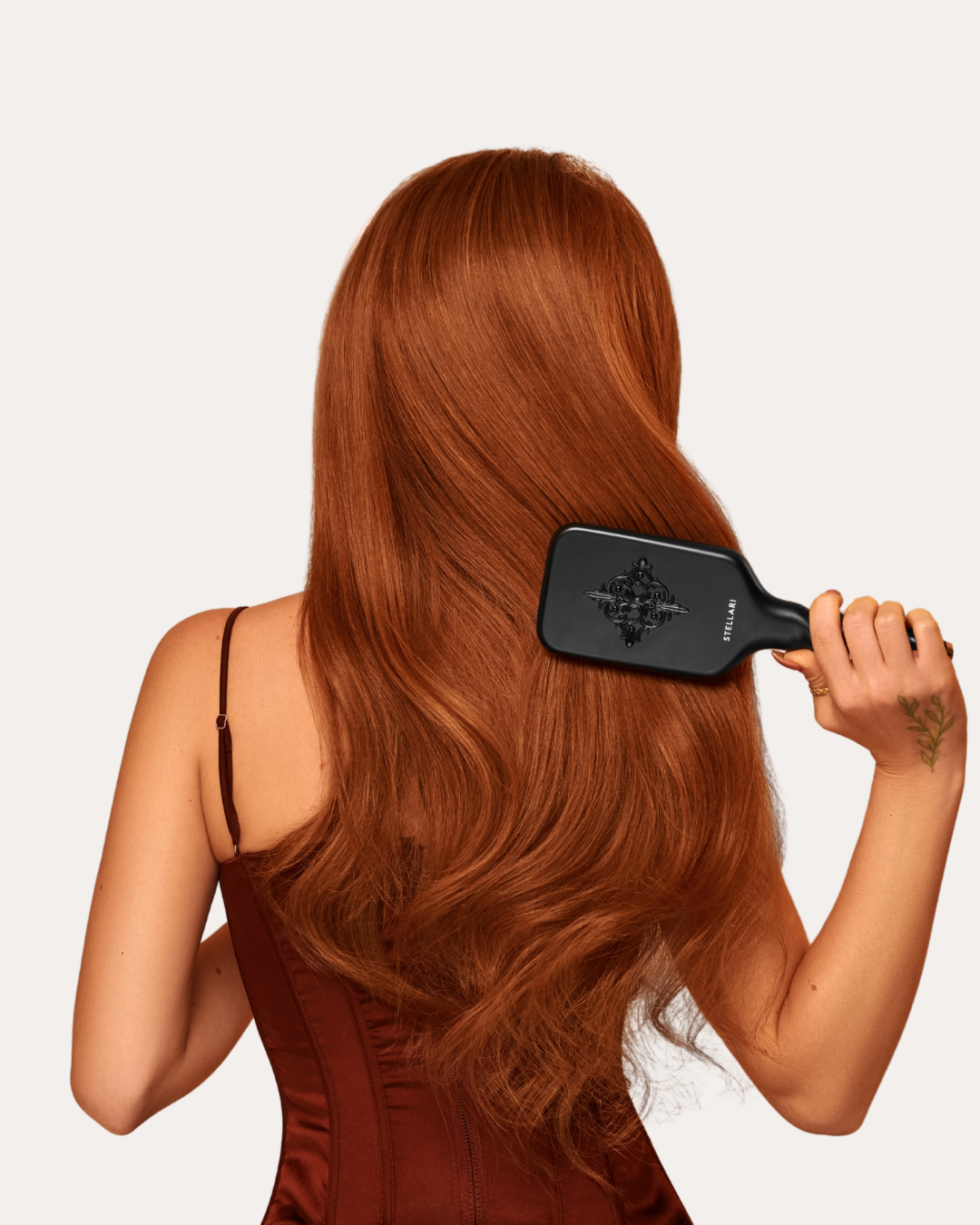 DIVINA PREMIUM PADDLE BRUSH – Stellari By Stella Cini