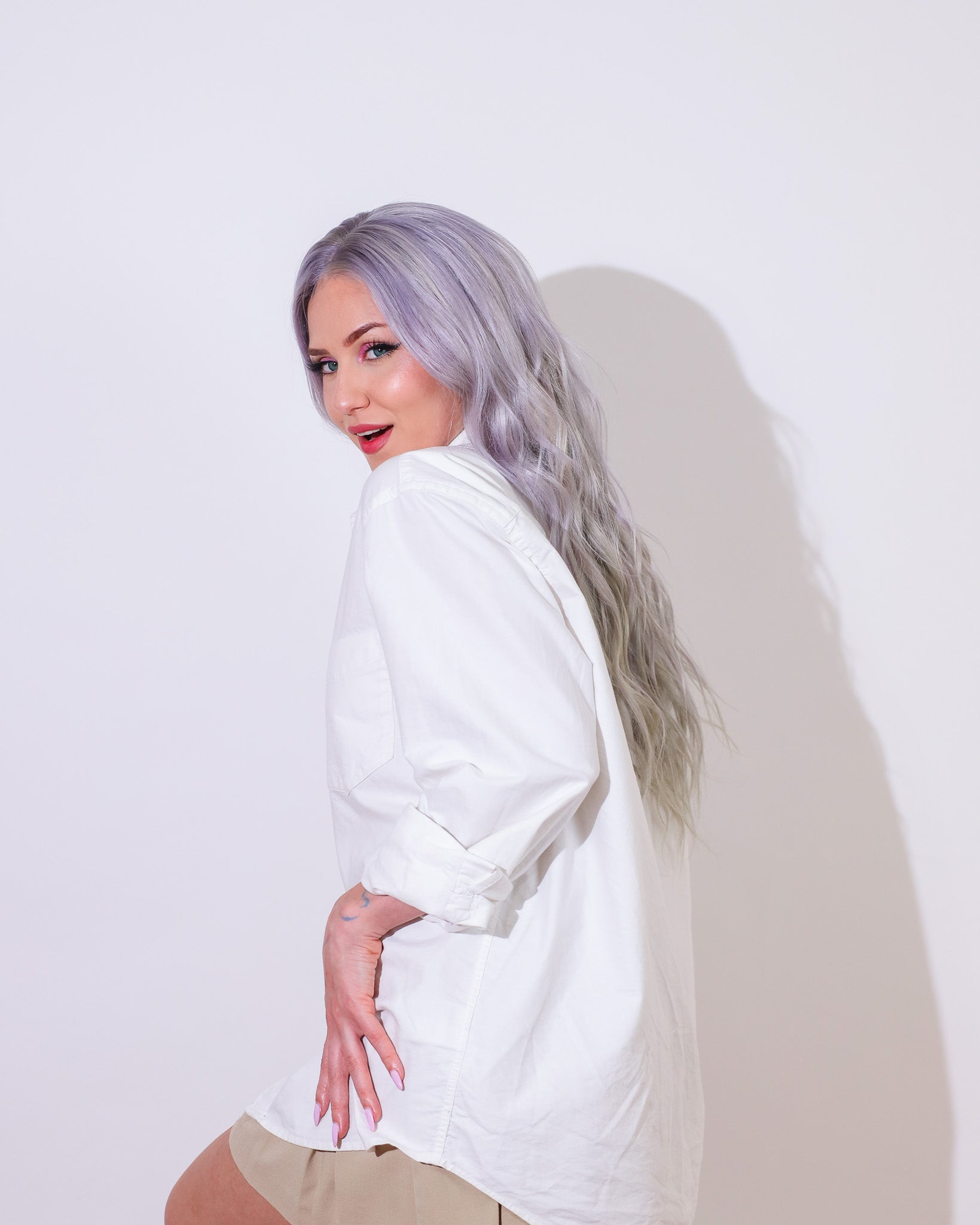 LILAC SILVER MELT ATELIER HD LACE WIG