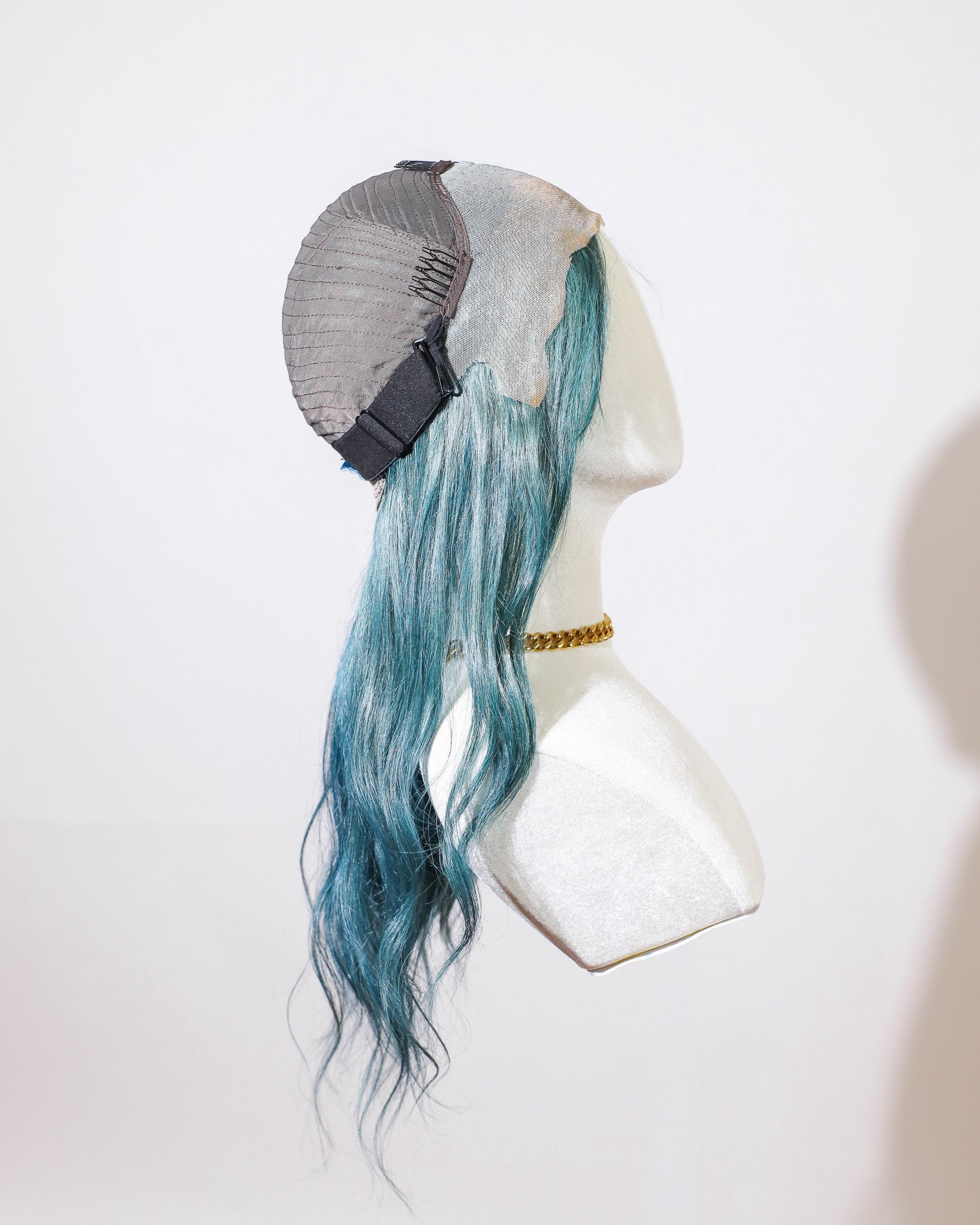 Sample Sale | Seafoam Tide | Atelier Wig | 20"