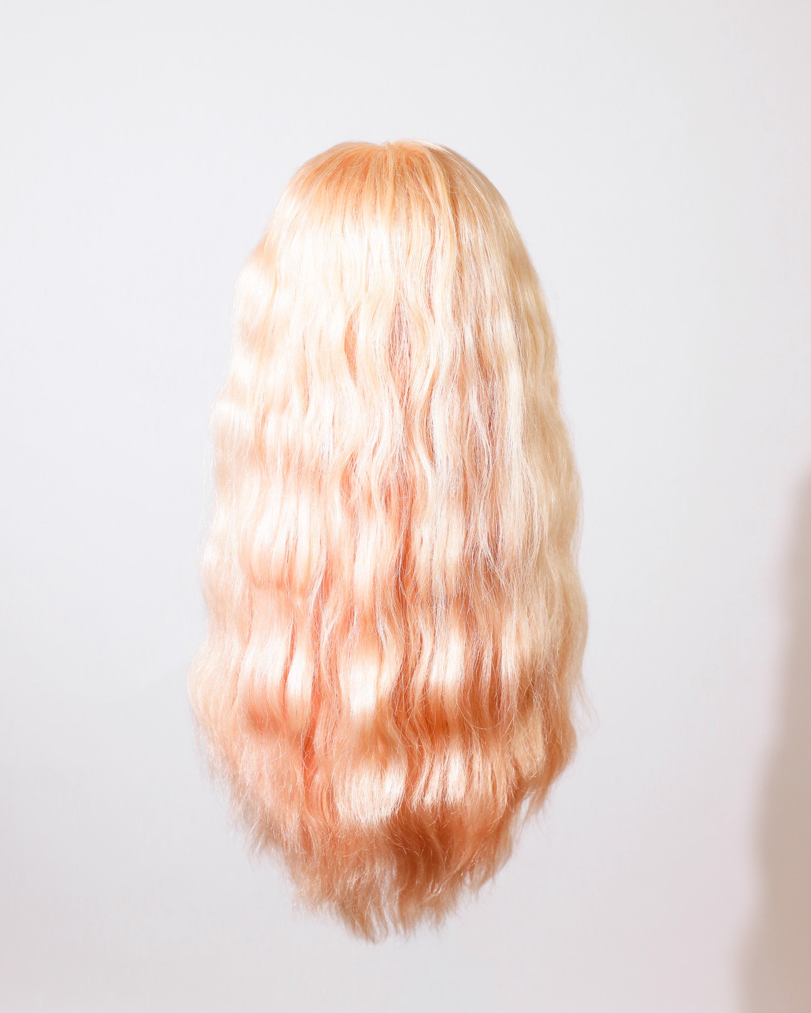 Sample Sale | Praline Peach | Atelier Wig | 16"