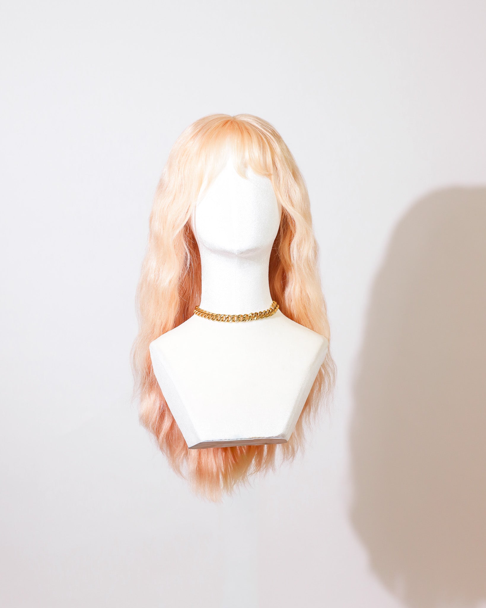 Sample Sale | Praline Peach | Atelier Wig | 16"