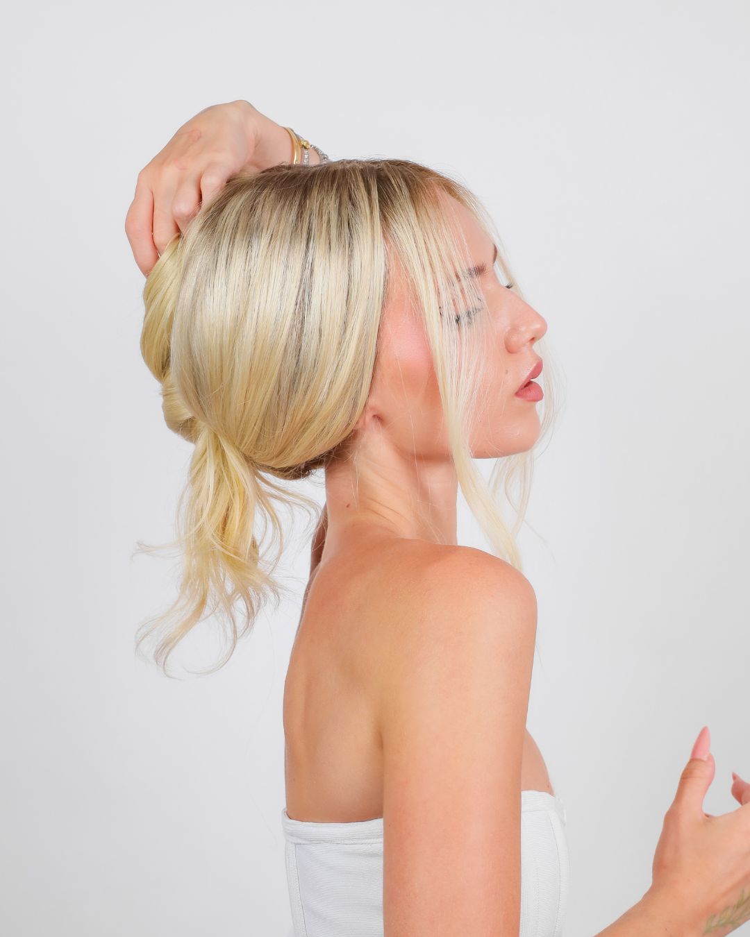 RUNWAY BLONDE NATURAL WAVE HUMAN HAIR WIG