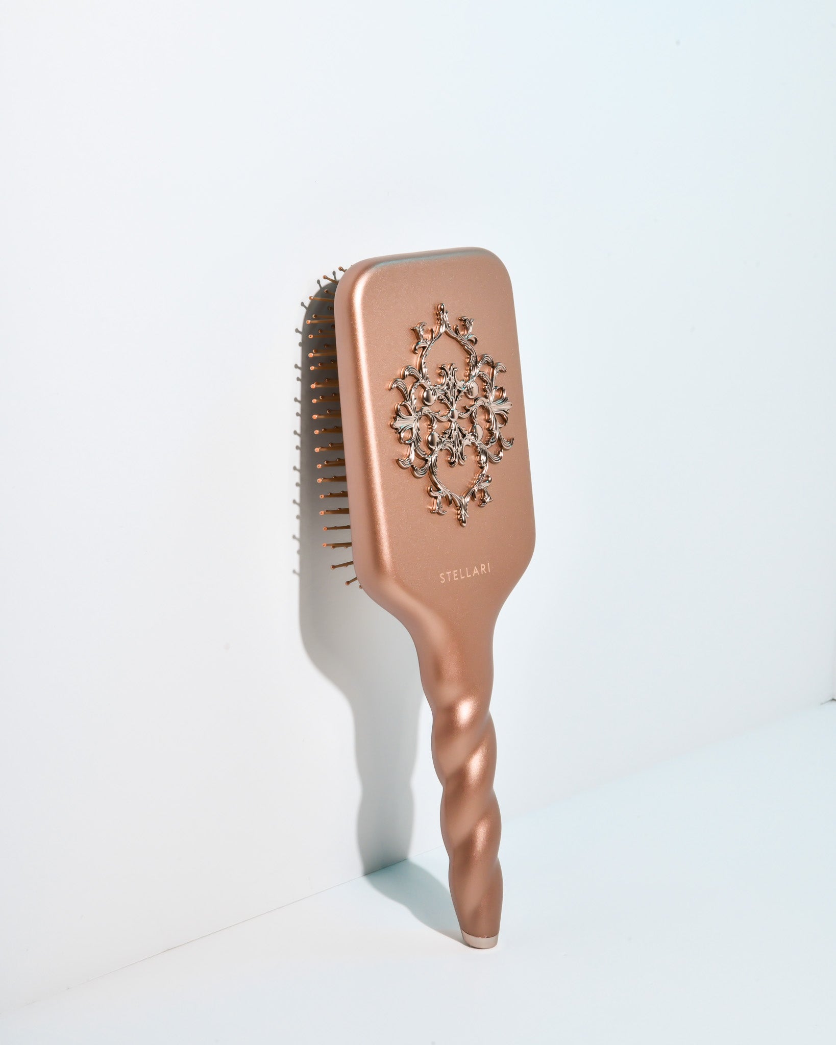 ANGELIKA PREMIUM PADDLE BRUSH