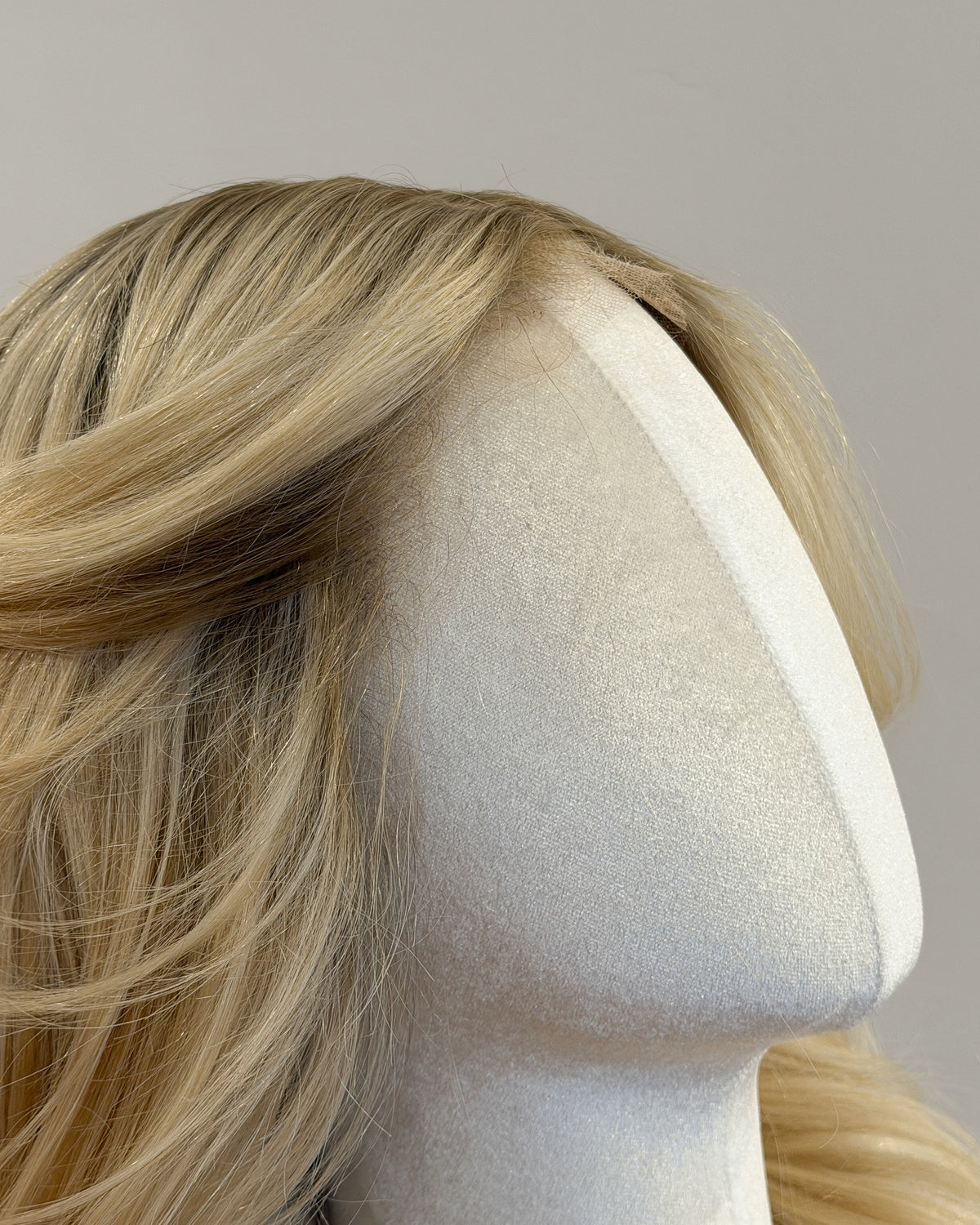 RUNWAY BLONDE ATELIER HD LACE WIG
